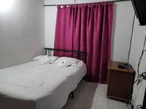 Krevet ili kreveti u jedinici u okviru objekta Casa al sur de Cali - Parqueadero Privado