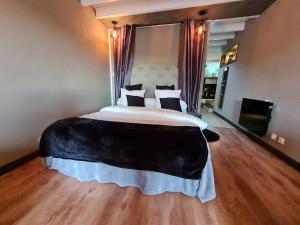 Φωτογραφία από το άλμπουμ του Charme du XVIIe siècle près de Nancy, jardin privé et sentiers balisés - FR-1-584-194 σε Bouxières-aux-Chênes