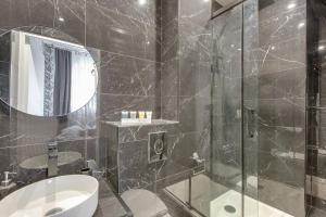 Kamar mandi di 195 Suite Royal - Superb apartment in Paris