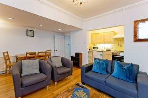 2 Bedroom Home Central London Victoria London tesisinde bir oturma alanı