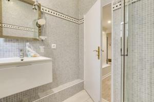 Zdjęcie z galerii obiektu 253 Suite Martinez - Superbe Appartement à Paris w Paryżu