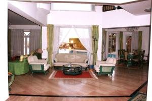 Posedenie v ubytovaní Fantastic Villa with privet pool for family in Naama Bay