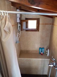Koupelna v ubytování Kissamitakis Guesthouse + 37 fotografií