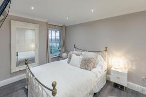 Fotografie z fotogalerie ubytování Luxury Georgian Villa 8 Bedrooms Dog Friendly v destinaci Ross-on-Wye