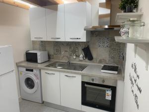 Η κουζίνα ή μικρή κουζίνα στο Salette Home