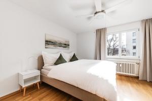 Giường trong phòng chung tại SOHO F !Gratis Parken, Free Parking! +3 ảnh