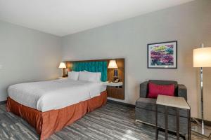 Postel nebo postele na pokoji v ubytování Hampton Inn Fort Collins