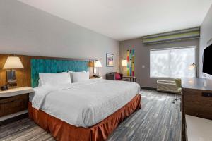 Postel nebo postele na pokoji v ubytování Hampton Inn Fort Collins