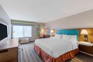Postel nebo postele na pokoji v ubytování Hampton Inn Fort Collins