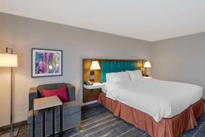 Postel nebo postele na pokoji v ubytování Hampton Inn Fort Collins