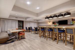 Hampton Inn & Suites by Hilton in Hot Springs, Arkansas的休息区