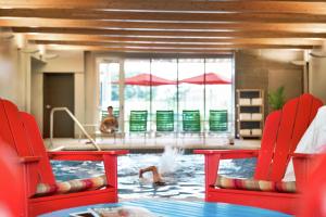 Home2 Suites By Hilton Frederick的休息区