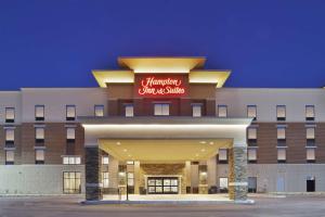a rendering of the front of a hotel at Hampton Inn & Suites Grandville Grand Rapids South in Grandville