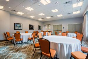 Homewood Suites By Hilton Reston, VA商务区和/或会议室