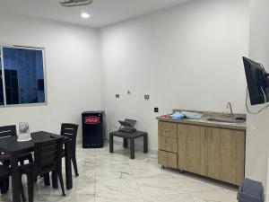 Μια τηλεόραση ή/και κέντρο ψυχαγωγίας στο Cabaña Maríamar-2