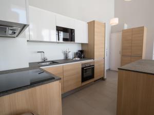Una cocina o cocineta en Appartement Les Arcs 1800, 5 pièces, 9 personnes - FR-1-352-20