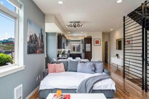 Afbeelding uit fotogalerij van Perch - Marion Manor 13 in Seattle