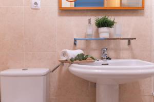 Gallery image of Apartamentos Melgarden - Castilla Suit 17 in Santander
