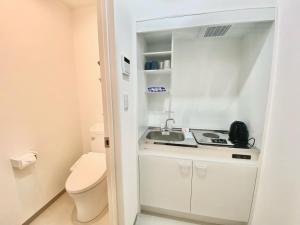 A bathroom at THE MOON Atami