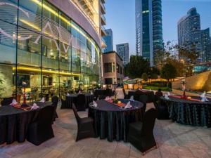 Gallery image of Cosmos Living Cozy Studio With Balcony in Dubai