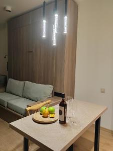 Luxurious Intimacy Hideaway - Self Check in的休息区