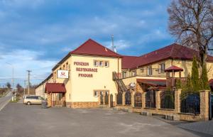 U Císařské cesty - Penzion, restaurace a minipivovar