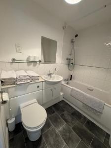 Fotografie z fotogalerie ubytování Home Sleeps5-Netflix-Parkg-Near City center Etihad v Manchesteru + 15 fotografií