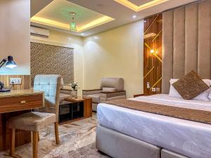 Χώρος καθιστικού στο Parkview Astoria Hotel