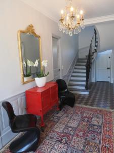 Fotografie z fotogalerie ubytování Le Jardin des Lys - Chambre d'hôte ou Appartement v destinaci La Roche-Posay + 4 fotografie