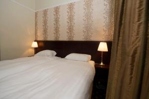 Gallery image of Cabot Court Hotel Wetherspoon in Weston-super-Mare