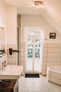 Ένα μπάνιο στο Sonneneck 2 +31 φωτογραφίες