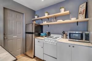 Foto sihtkohas Jacksonville asuva majutusasutuse Budget friendly studio apt in historic Springfield galeriist