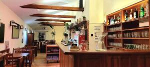 Lounge nebo bar v ubytování Pension Patanka
