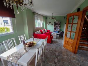 Khu vực ghế ngồi tại Barrio Soto +2 ảnh