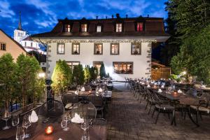 Restaurace v ubytování Romantik Hôtel l'Etoile