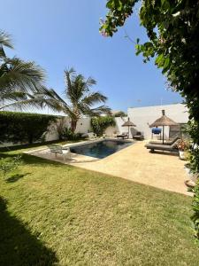Piscina di La Baraka, extravagant villa for 8 with pool in Saly o nelle vicinanze