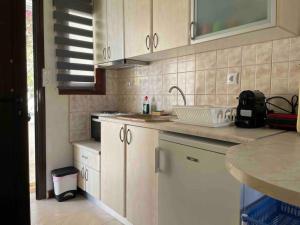 Φωτογραφία από το άλμπουμ του Studio by the sea-3-Souvala,Aigina στο Βαθύ