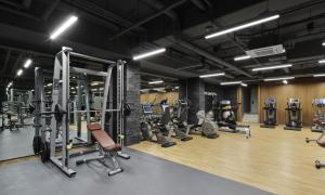 Fitness centrum a/nebo fitness zařízení v ubytování TITANIC Gendarmenmarkt Berlin