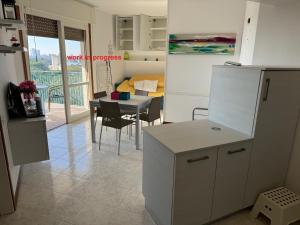 Η κουζίνα ή μικρή κουζίνα στο Bianco E Nero +14 φωτογραφίες