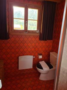 Koupelna v ubytování Charming Apartment Only 150 Meters from the Ski Lift + 12 fotografií