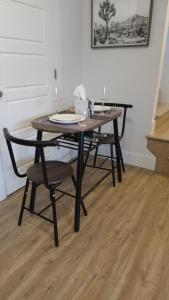 Gallery image of Charming and Comfortable Suite with Exclusive Entrance in Riverview