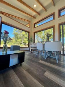 Fotografie z fotogalerie ubytování Casa en el bosque-tinaja v destinaci Puerto Octay