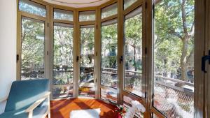 Vonkajšia záhrada v ubytovaní Modern and bright three-bedroom in Eixample
