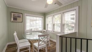 Φωτογραφία από το άλμπουμ του Ocean Pearl - 2nd Row - Beach House - Crescent Beach σε Myrtle Beach