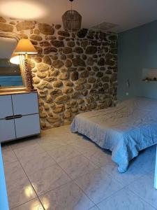 Postel nebo postele na pokoji v ubytování Paisible et cosy