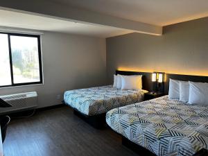 Легло или легла в стая в Motel 6-San Diego, CA - Hotel Circle - Mission Valley