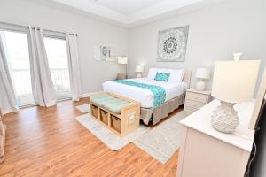 Letto o letti in una camera di Sandpiper Cove Unit 4206