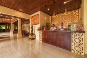 Majoituspaikan Champlung Sari Hotel and Spa Ubud henkilökuntaa