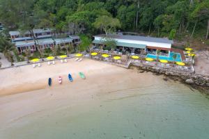 Phumĭ Kaôh Rŭng Sâmlœ̆m KhnŏngOne Beach Private Villa的相册照片