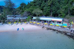 Phumĭ Kaôh Rŭng Sâmlœ̆m KhnŏngOne Beach Private Villa的相册照片